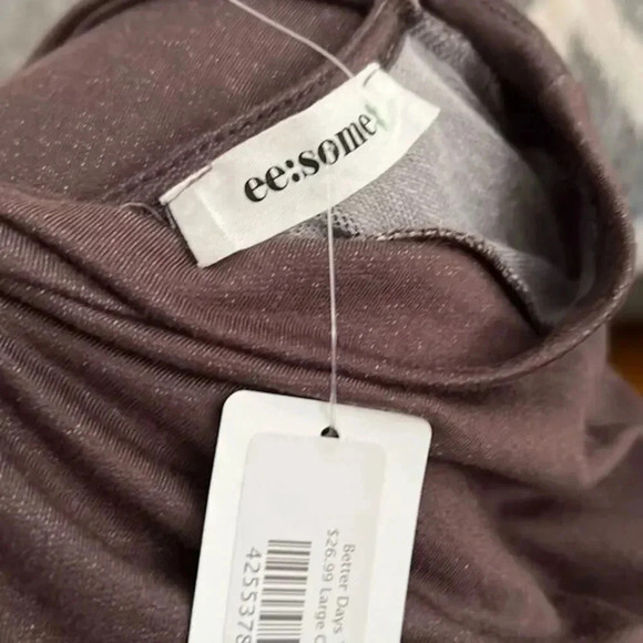 EE:Some Better Days‎ Top Large Cocoa NWT - Picture 3 of 4